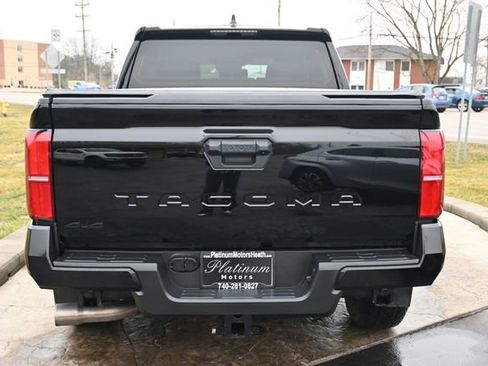 Used 2024 Toyota Tacoma TRD Off-Road image 6