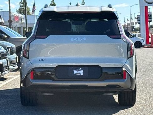 Certified 2024 Kia EV9 GT-Line AWD/4WD image 7