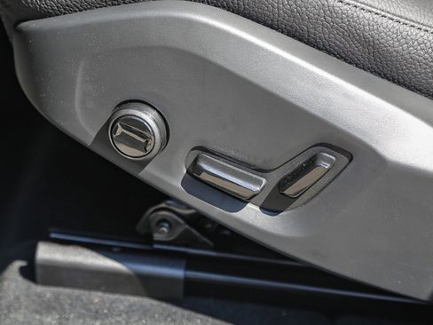 New 2025 Volvo XC60 T8 Plus w/ Climate Package image 24