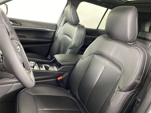 New 2026 Jeep Grand Cherokee Limited image 15