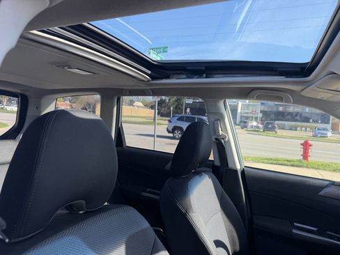 Used 2013 Subaru Forester 2.5X Premium w/ Plus Pkg image 9