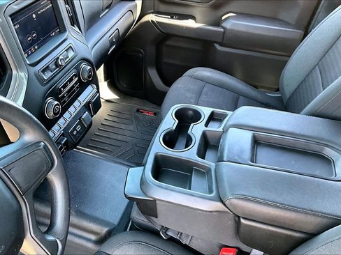 Used 2024 Chevrolet Silverado 2500 Custom w/ Custom Value Package image 19