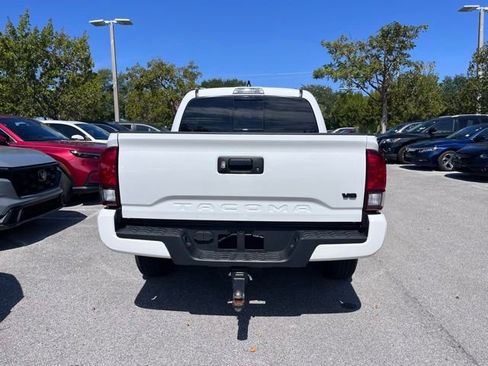 Used 2023 Toyota Tacoma SR5 w/ Technology Package RWD image 5