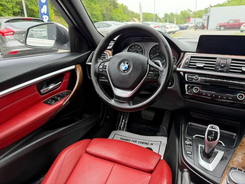 Used 2017 BMW 330i xDrive Sedan AWD/4WD image 30