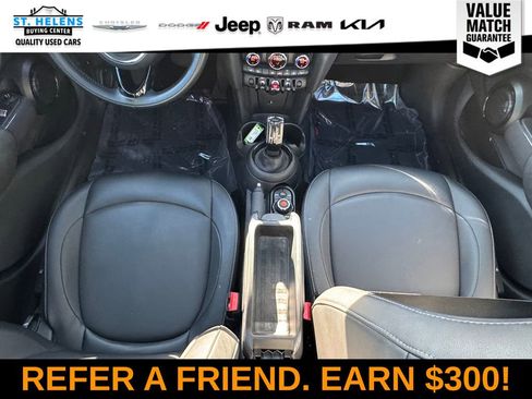 Used 2020 MINI Cooper 4-Door Hardtop w/ Storage Package image 26