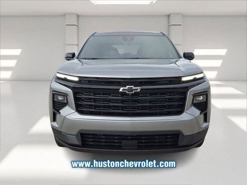 New 2026 Chevrolet Traverse LT w/ Midnight/Sport Edition FWD image 8