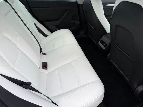 Used 2023 Tesla Model 3 Standard Range RWD image 39