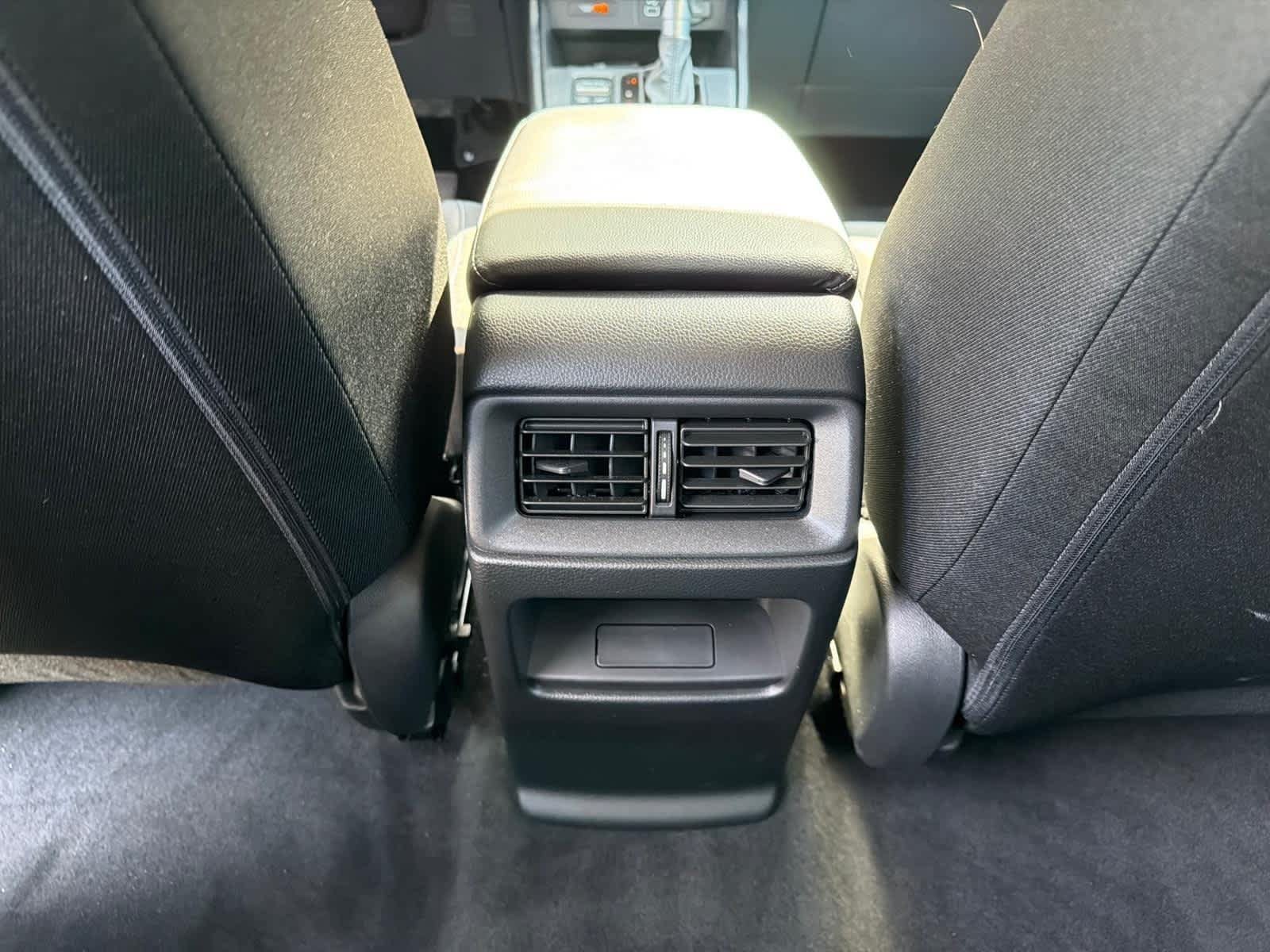 Used 2025 Honda CR-V LX image 28