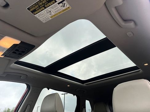 Certified 2023 Nissan Rogue SV w/ SV Premium B Package FWD image 19