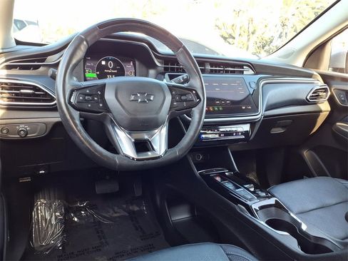 Used 2022 Chevrolet Bolt EUV Premier w/ Sun & Sound Package image 14