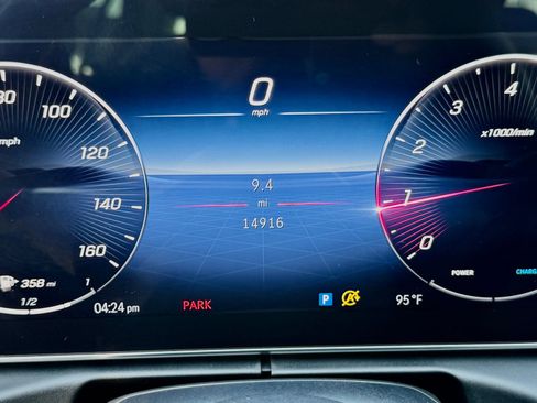 Used 2023 Mercedes-Benz C 300 Sedan image 35