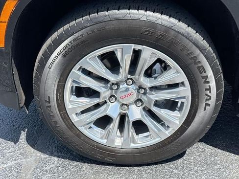 Certified 2025 GMC Yukon Denali AWD/4WD image 33
