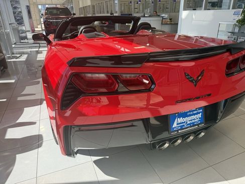Used 2019 Chevrolet Corvette Stingray Convertible Z51 2LT image 15