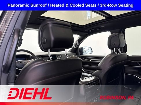 Used 2023 Jeep Wagoneer L 4WD w/ Premium Group I image 23