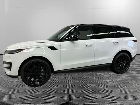 New 2026 Land Rover Range Rover Sport SE image 2