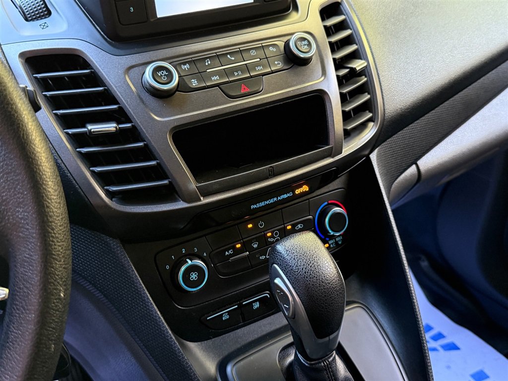 Used 2020 Ford Transit Connect XL FWD image 27