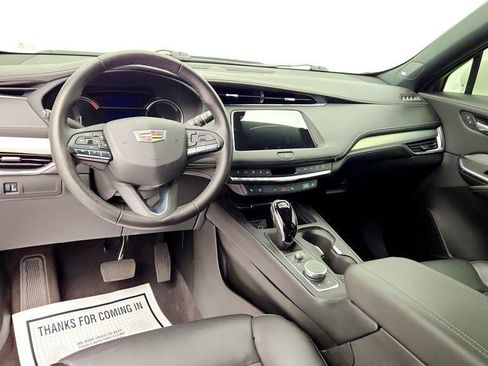 Used 2023 Cadillac XT4 Premium Luxury AWD/4WD image 11