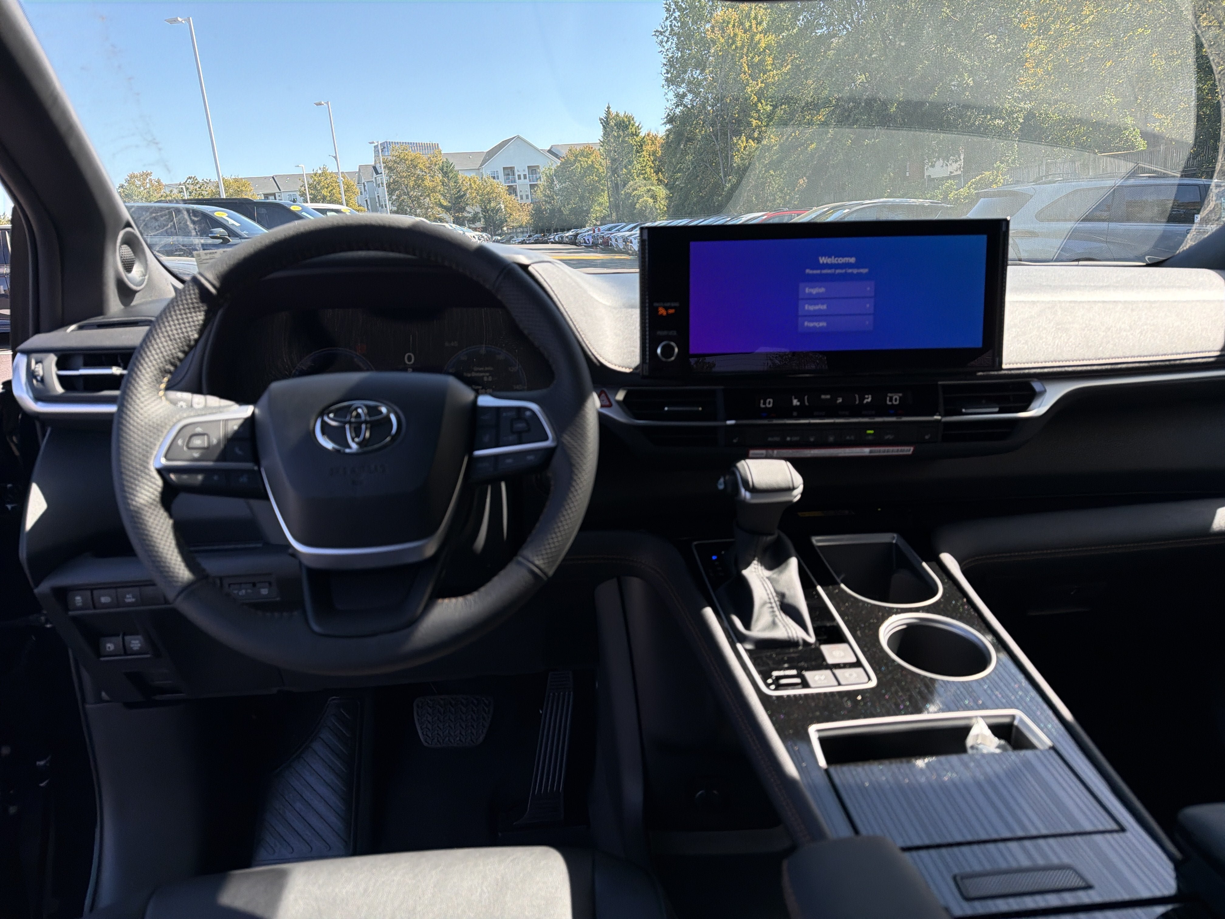New 2026 Toyota Sienna XLE Woodland Edition AWD/4WD image 13