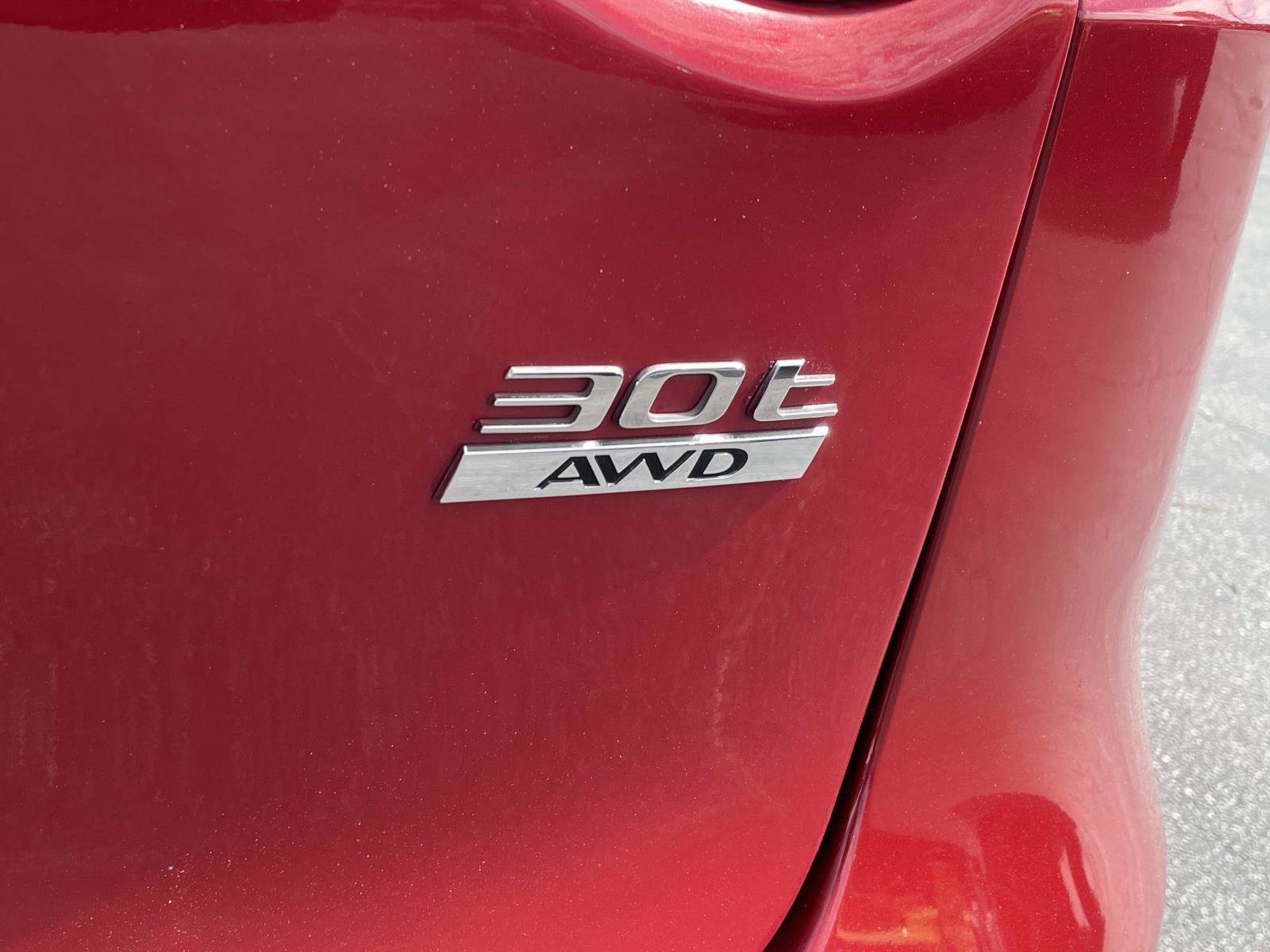 Used 2018 Jaguar F-PACE Premium AWD/4WD image 6