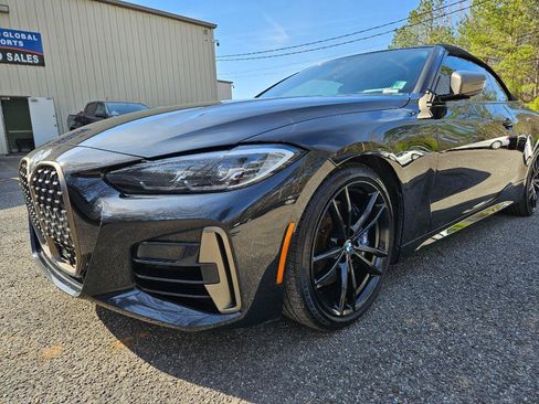 Used 2021 BMW M440i Convertible image 37