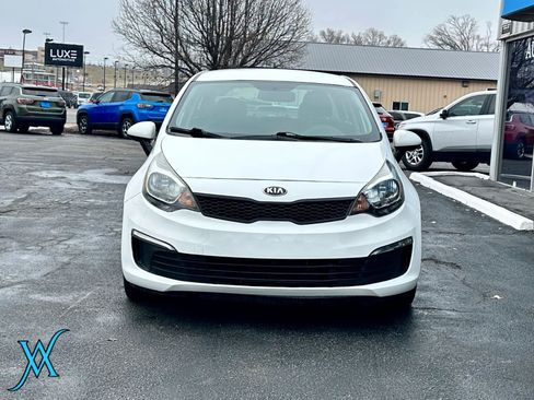 Used 2016 Kia Rio LX FWD image 2