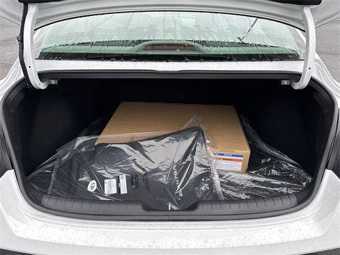 New 2026 Hyundai Elantra Blue image 18