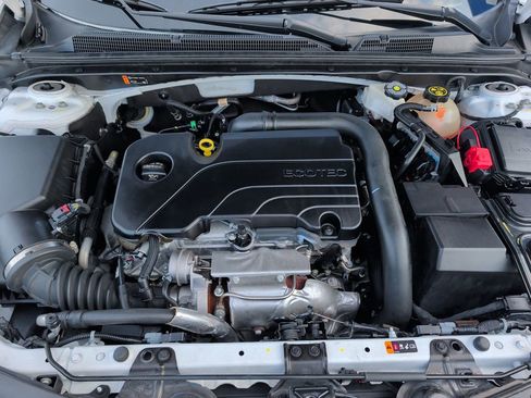 Used 2023 Chevrolet Malibu LT image 22