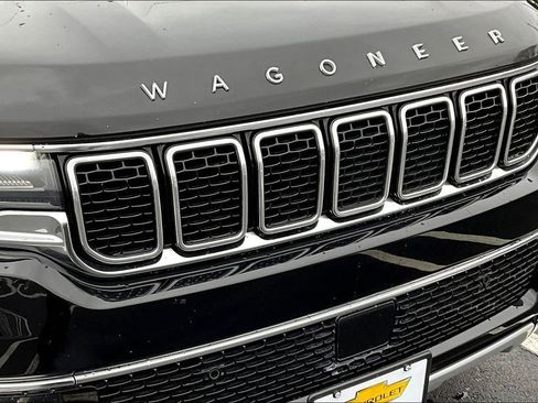 Used 2024 Jeep Wagoneer Series II w/ Flexible Seating Group AWD/4WD image 34