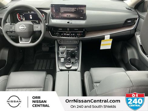 New 2026 Nissan Rogue Platinum w/ Platinum Premium Package image 15