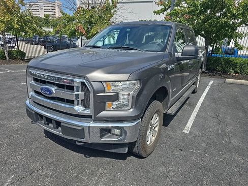 Used 2017 Ford F150 XLT AWD/4WD image 3