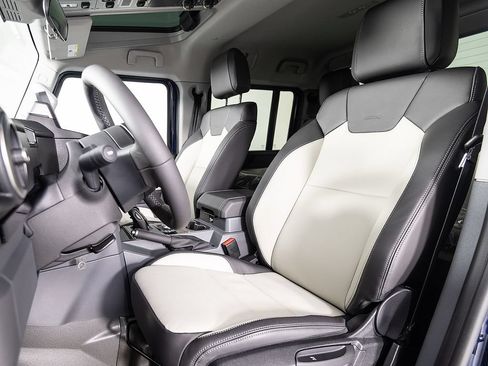 New 2025 INEOS Grenadier Fieldmaster Edition AWD/4WD image 25