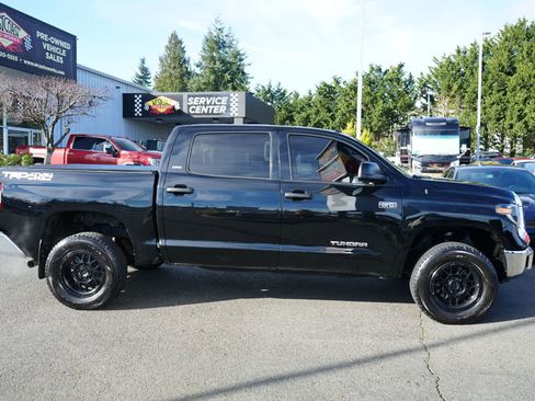 Used 2019 Toyota Tundra SR5 image 5