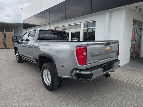 Certified 2025 Chevrolet Silverado 3500 High Country w/ High Country Premium Package AWD/4WD image 5