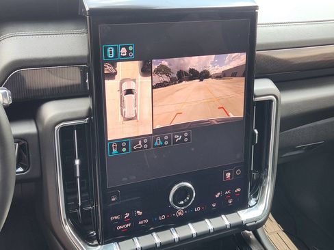 Certified 2026 GMC Yukon Elevation w/ LPO, Floor Liner Package RWD image 19
