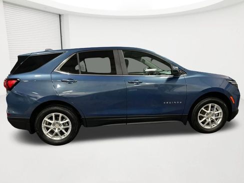Certified 2024 Chevrolet Equinox LT w/ LPO, Floor Liner Package AWD/4WD image 4