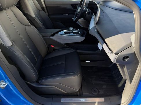 New 2026 Cadillac Optiq Luxury 1 image 28
