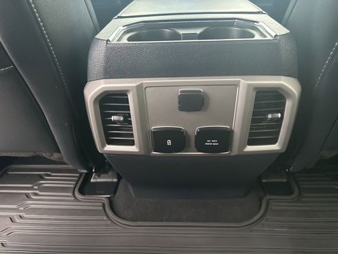 Used 2022 Ford F250 Lariat AWD/4WD image 15