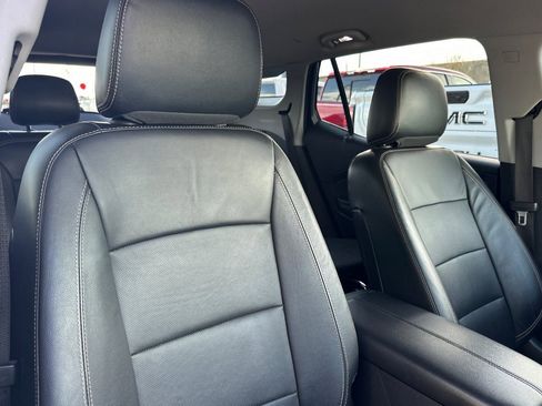 Used 2019 GMC Terrain SLT FWD image 16