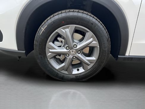 Used 2026 Honda HR-V LX image 9
