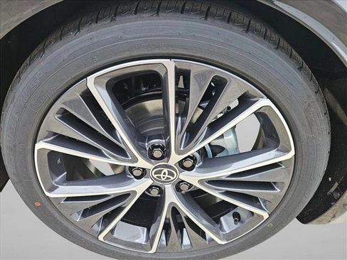 New 2026 Toyota Prius XLE FWD image 9