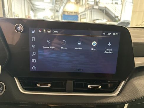 Used 2026 Chevrolet Equinox LT w/ Convenience Package II image 26