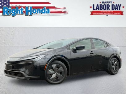 Used 2025 Toyota Prius LE