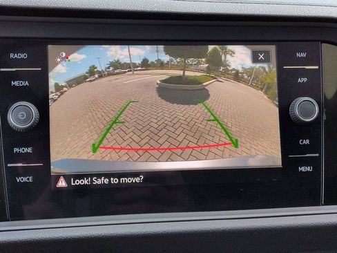 Used 2022 Volkswagen Jetta SEL image 21