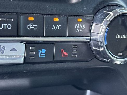 Used 2025 Ford F150 Platinum w/ Equipment Group 703A Plus AWD/4WD image 32