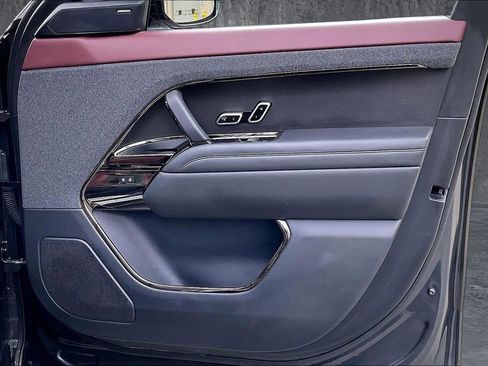 Used 2023 Land Rover Range Rover Sport SE Dynamic image 28