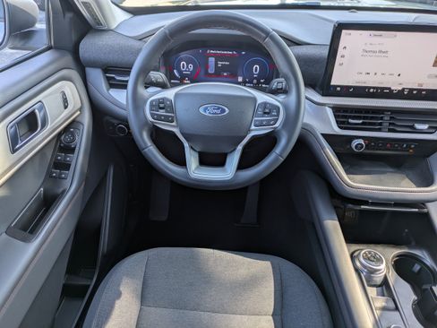 Used 2025 Ford Explorer Active image 20