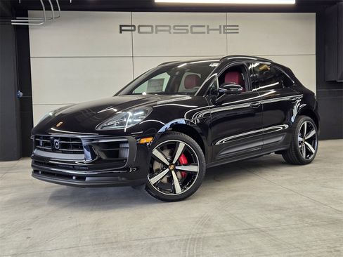 New 2026 Porsche Macan S image 1