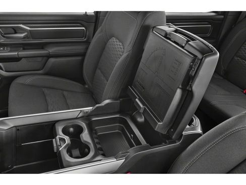 New 2026 RAM 1500 Big Horn AWD/4WD image 9