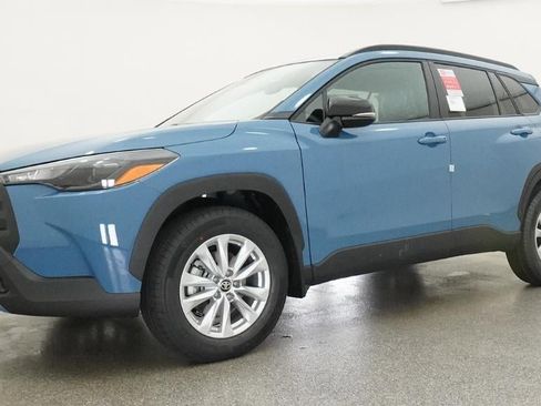 New 2026 Toyota Corolla Cross LE FWD image 17