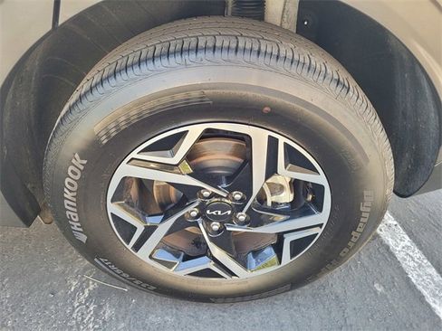 Used 2024 Kia Sportage LX image 24